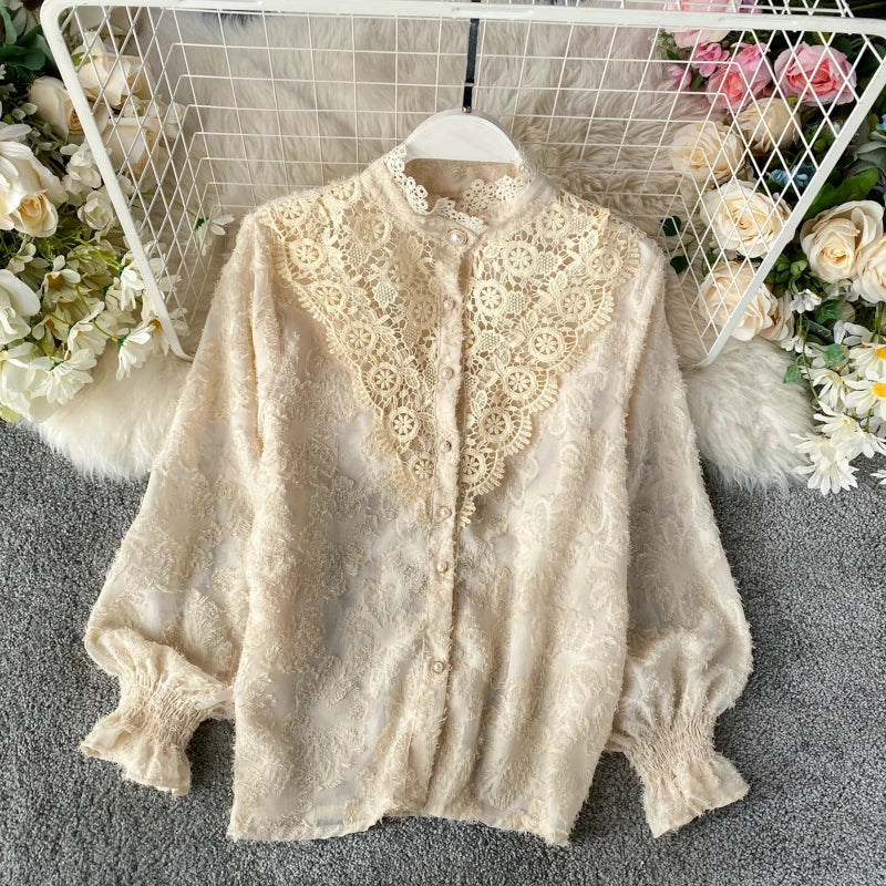 MARIA LOVELY BLOUSE